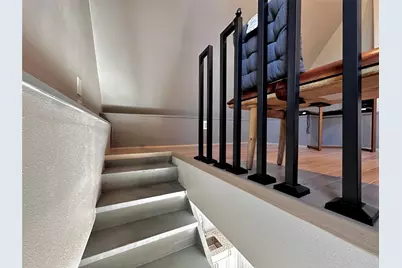 914 E 39th Street #2, Austin, TX 78751 - Photo 14