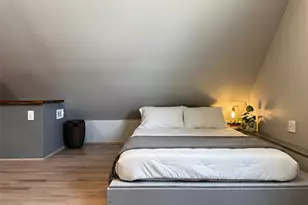 914 E 39th St, Austin, TX 78751 - Photo 18