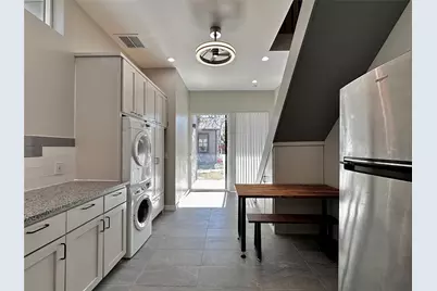 914 E 39th Street #2, Austin, TX 78751 - Photo 12