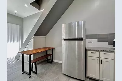 914 E 39th Street #2, Austin, TX 78751 - Photo 12