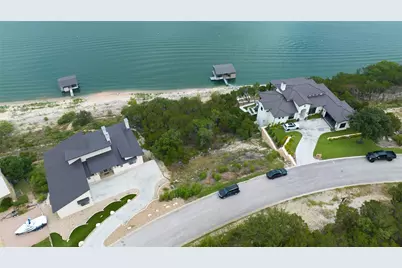 19016 Silver Maple Drive, Lago Vista, TX 78645 - Photo 10