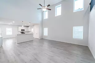 101 Copper Lily Dr, Liberty Hill, TX 78642 - Photo 4