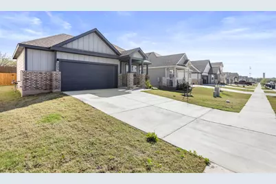 305 Brooks Ranch Drive, Kyle, TX 78640 - Photo 2