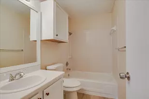 13819 Lothian Dr, Pflugerville, TX 78660 - Photo 14