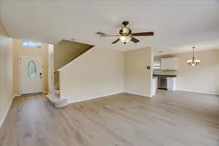 13819 Lothian Dr, Pflugerville, TX 78660 - Photo 4
