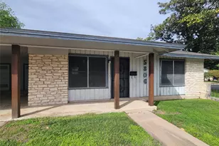 5806 Nassau Dr, Austin, TX 78723 - Photo 2