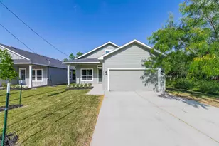 625 Birch Ln, Cottonwood Shores, TX 78657 - Photo 1