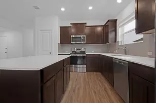 703 Bluejack Wy, Hutto, TX 78634 - Photo 10