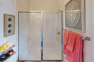 8211 Springsteen Dr, Austin, TX 78744 - Photo 8