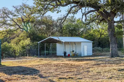 3270 Fm 671, Luling, TX 78648 - Photo 14