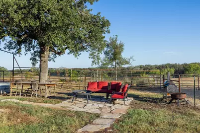 3270 Fm 671, Luling, TX 78648 - Photo 18