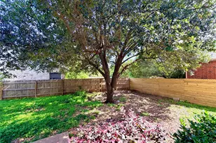 111 N Field St, Round Rock, TX 78681 - Photo 24
