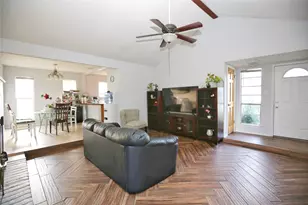 204 Deerfield Park Dr, Cedar Park, TX 78613 - Photo 4