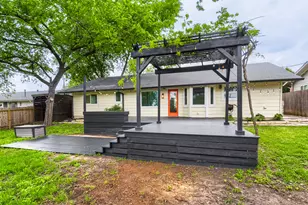 2501 Audubon Pl, Austin, TX 78741 - Photo 10