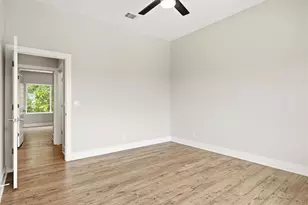 1210 Stobaugh St, Austin, TX 78757 - Photo 6