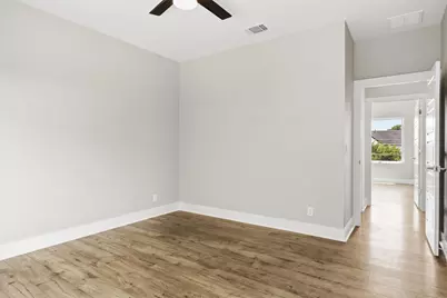 1210 Stobaugh Street #B, Austin, TX 78757 - Photo 10