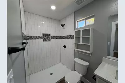 6202 Hogan Avenue, Austin, TX 78741 - Photo 12