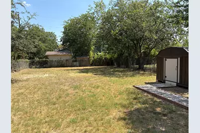 6202 Hogan Avenue, Austin, TX 78741 - Photo 22