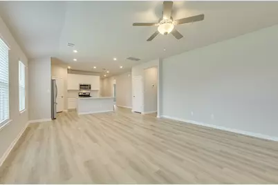 900 Main Street, Hutto, TX 78634 - Photo 16