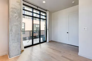 1501 E 4th St, Austin, TX 78702 - Photo 12
