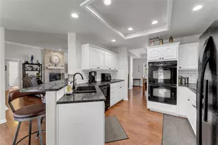 185 Broadmoor St, Marble Falls, TX 78654 - Photo 12