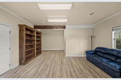 2795 W Highway 290, Dripping Springs, TX 78620 - Photo 12