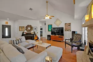 29 Champions Cir, Wimberley, TX 78676 - Photo 18