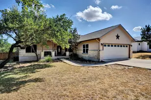 29 Champions Cir, Wimberley, TX 78676 - Photo 1