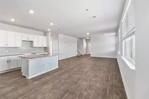 226 Coralbean Dr, Kyle, TX 78640 - Photo 4