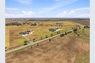 1950 County Road 470, Coupland, TX 78615 - Photo 20