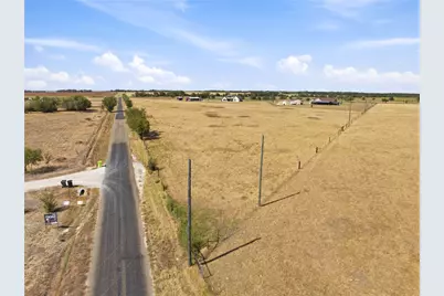 1950 County Road 470, Coupland, TX 78615 - Photo 28