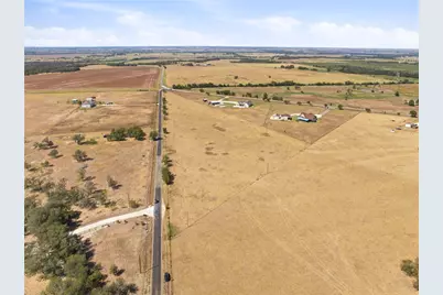 1950 County Road 470, Coupland, TX 78615 - Photo 2