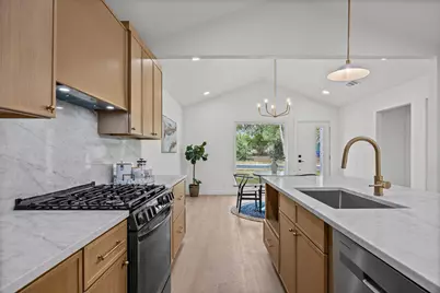 811 Glen Oak Drive, Austin, TX 78745 - Photo 2