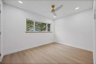 811 Glen Oak Drive, Austin, TX 78745 - Photo 16