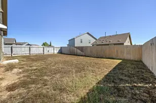 13601 Mussel Run, Elgin, TX 78621 - Photo 38