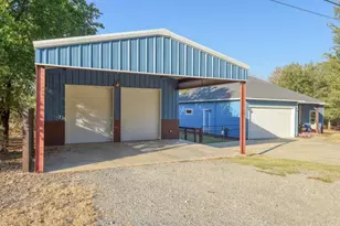 148 Puu Waa Waa Ln, Bastrop, TX 78602 - Photo 2