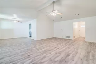 706 Windsor Rd, Round Rock, TX 78664 - Photo 8