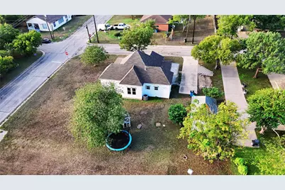202 Willow Street, Pflugerville, TX 78660 - Photo 12