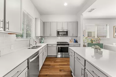 6800 Menchaca Road #37, Austin, TX 78745 - Photo 4