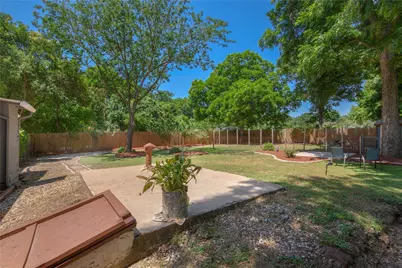 1124 Tillery Street, Austin, TX 78702 - Photo 22