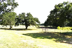 1414 Co Rd 320, Rockdale, TX 76567 - Photo 24