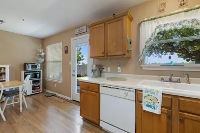 306 Lydia Lane, Thrall, TX 76578 - Photo 14