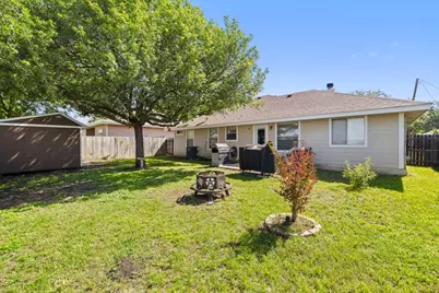 306 Lydia Lane, Thrall, TX 76578 - Photo 28