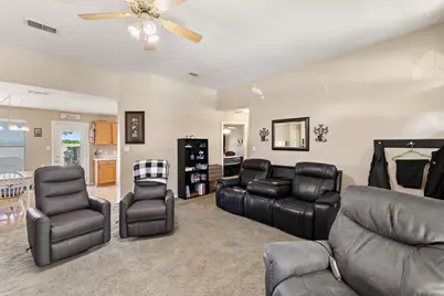 306 Lydia Lane, Thrall, TX 76578 - Photo 6