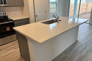 103 Cherry Blossom Ln, Taylor, TX 76574 - Photo 6