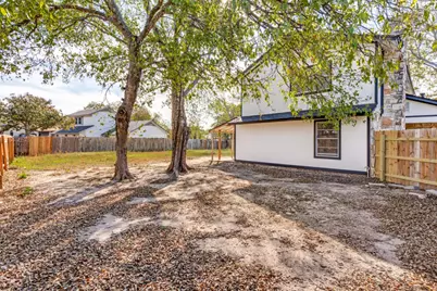 12901 Lamplight Village Avenue, Austin, TX 78727 - Photo 18