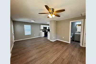 206 W North Loop Boulevard, Austin, TX 78751 - Photo 2