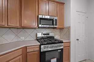 9201 Brodie Ln, Austin, TX 78748 - Photo 8