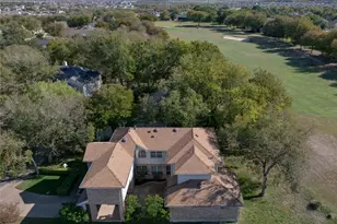 10608 Portrush Ct, Austin, TX 78747 - Photo 2
