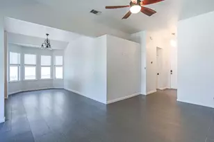 215 Estate Dr, Hutto, TX 78634 - Photo 8